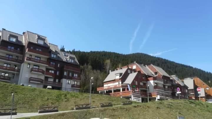 Superbe Studio Aux 7 Laux La Ferrière Exterior foto